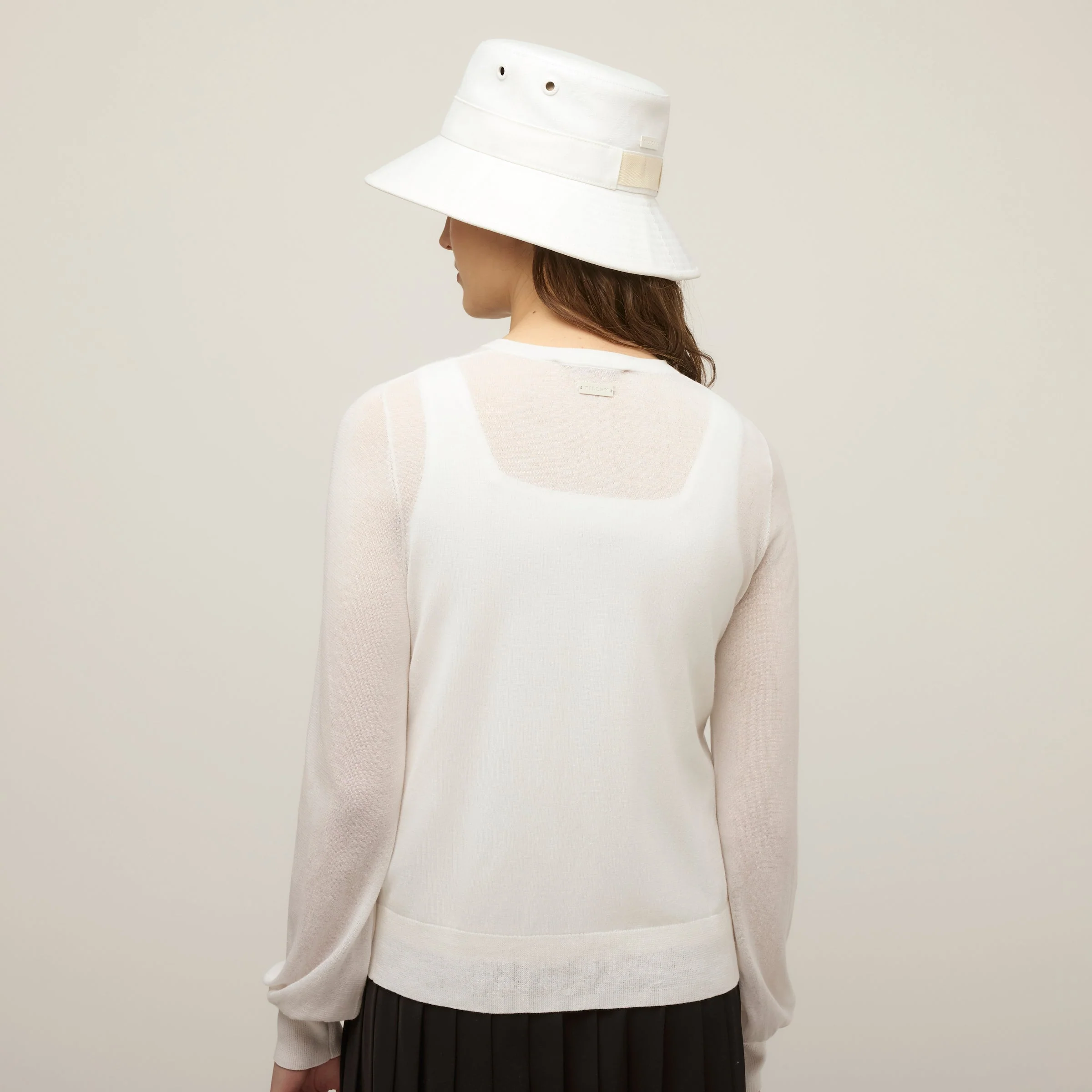 Extrafine Lightweight Cardigan - Image 4