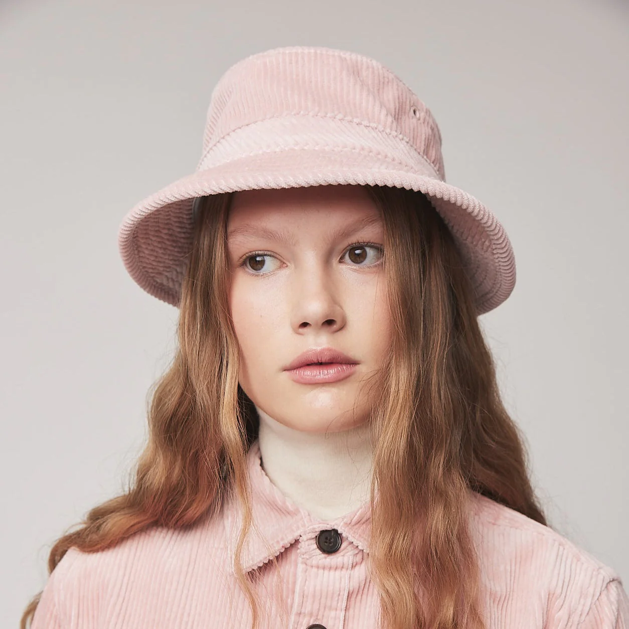 Iconic T1 Cord Bucket - Image 25