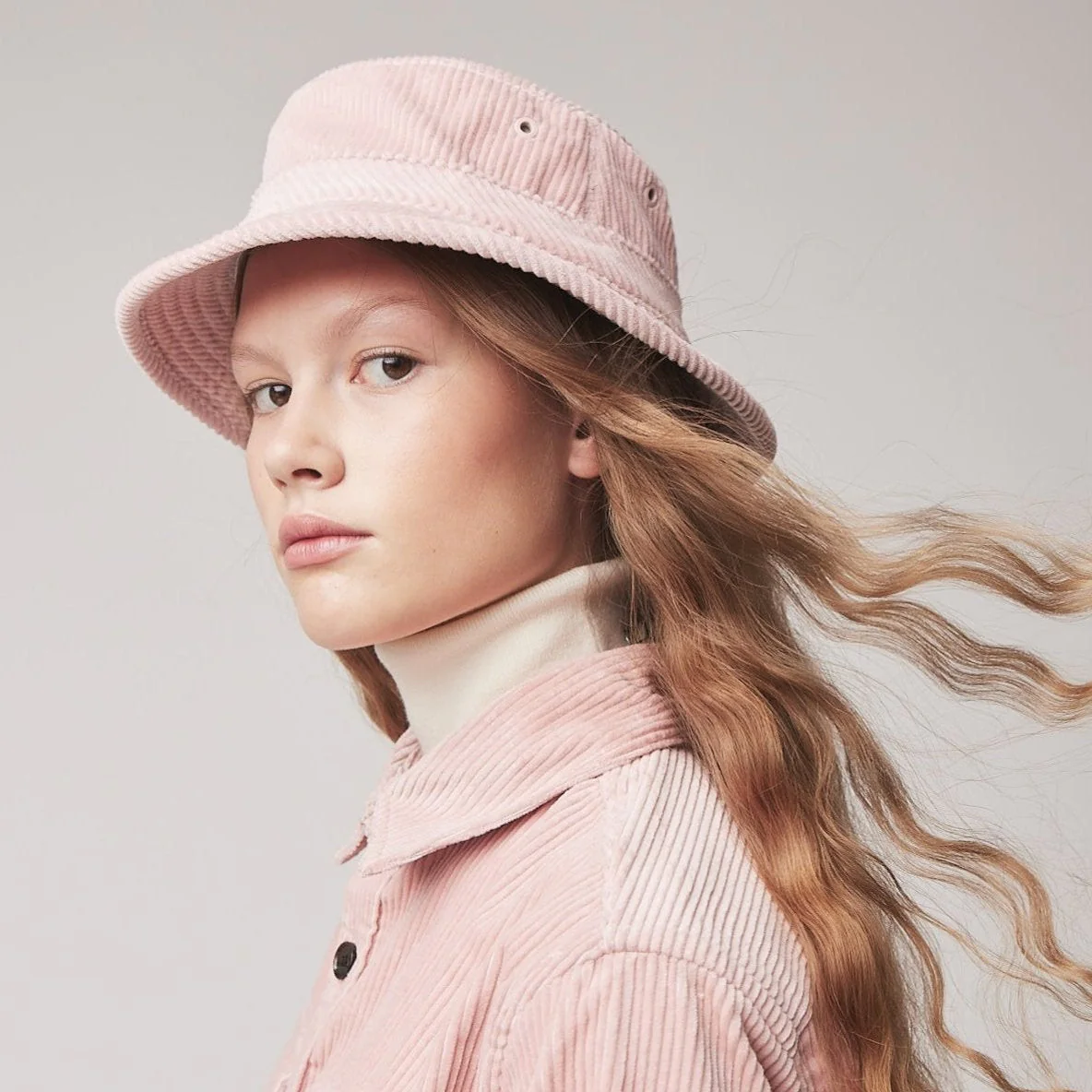 Iconic T1 Cord Bucket - Image 26