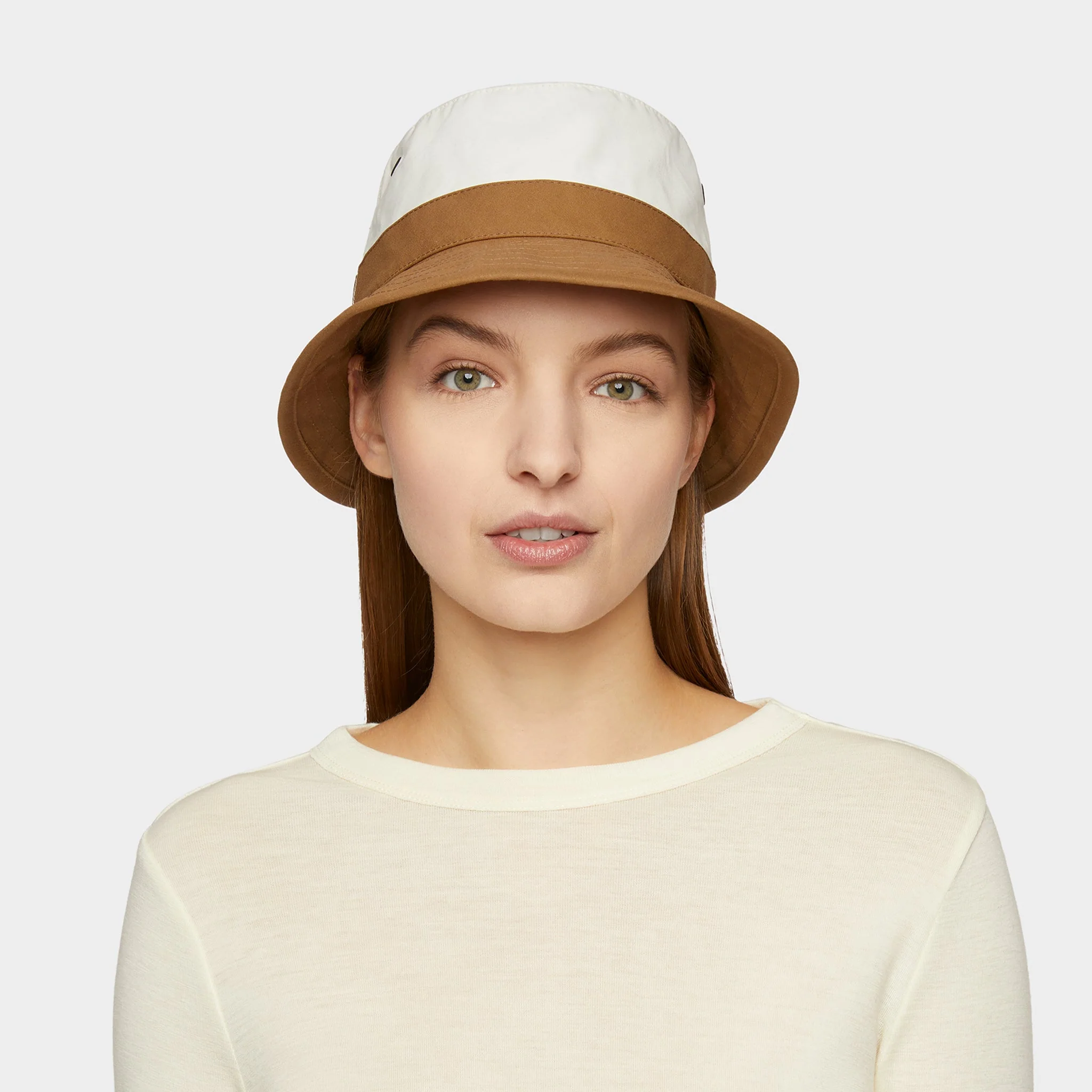 T1 Colour Blocked Bucket Hat - Image 3