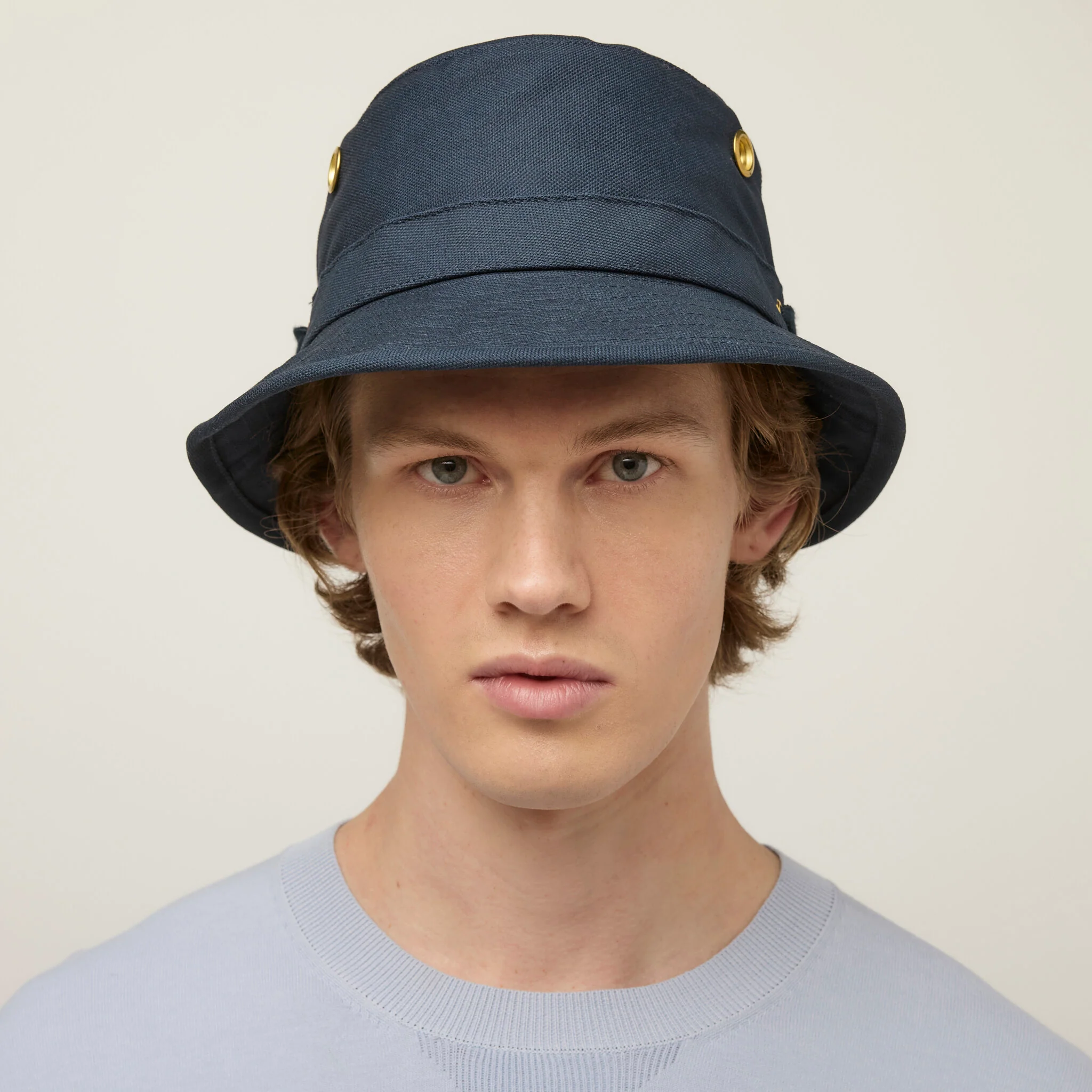 T1 Iconic Bucket Hat - Image 12