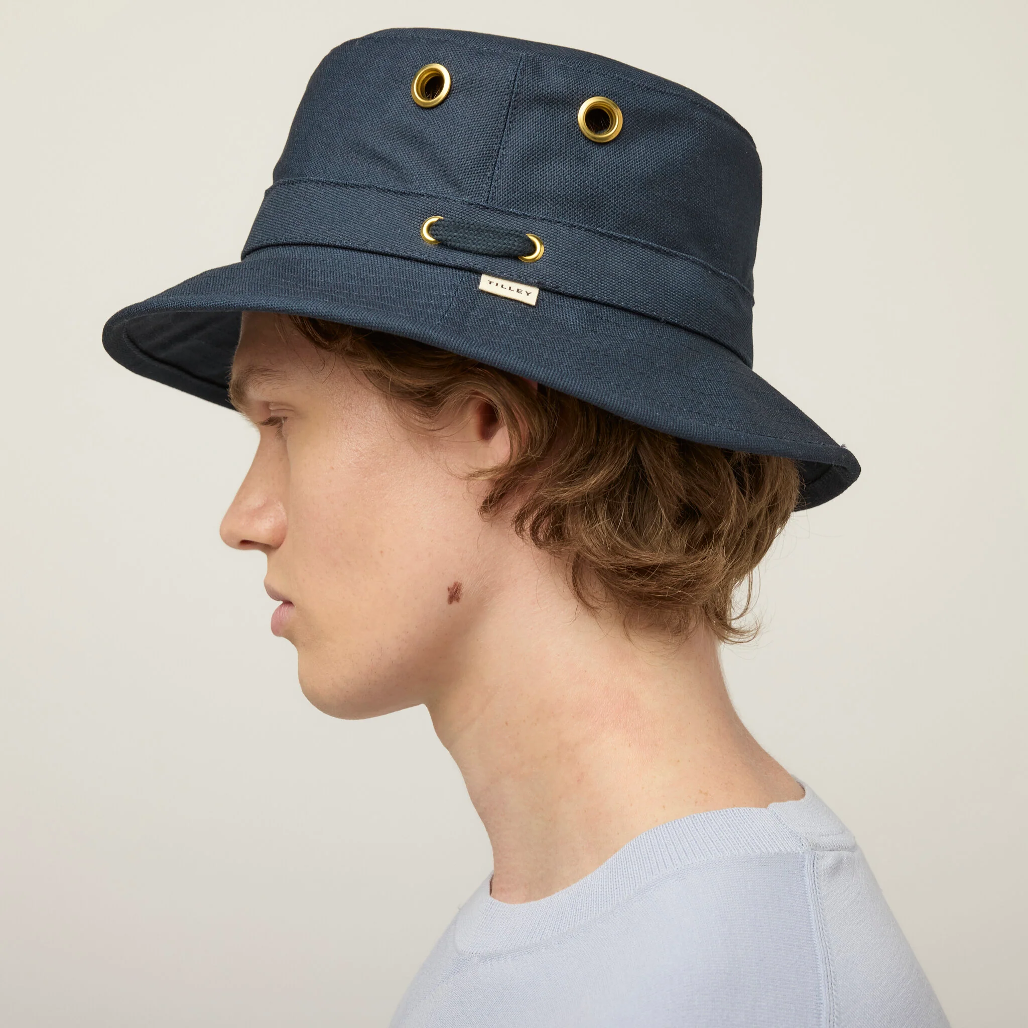 T1 Iconic Bucket Hat - Image 13