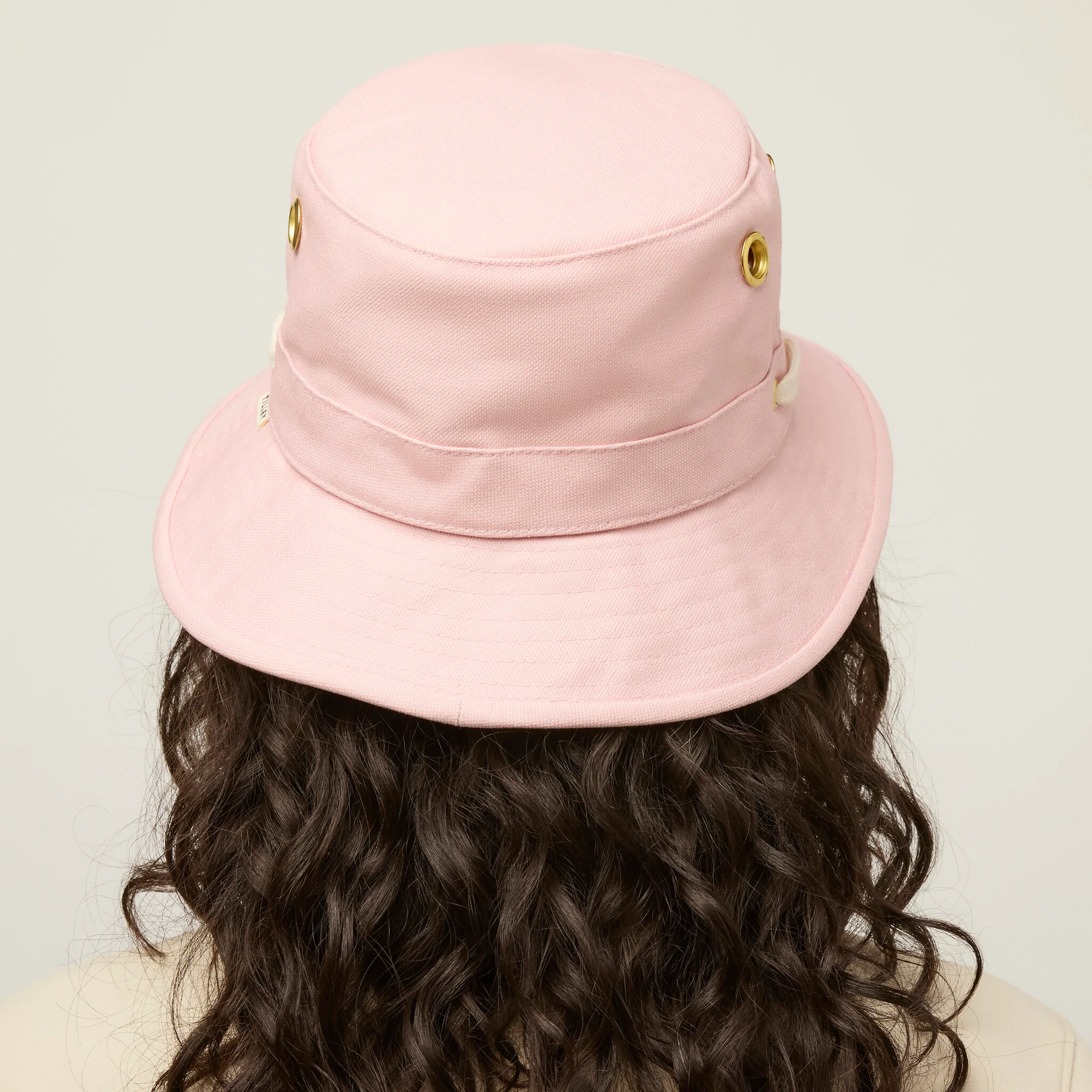 T1 Iconic Bucket Hat - Image 76