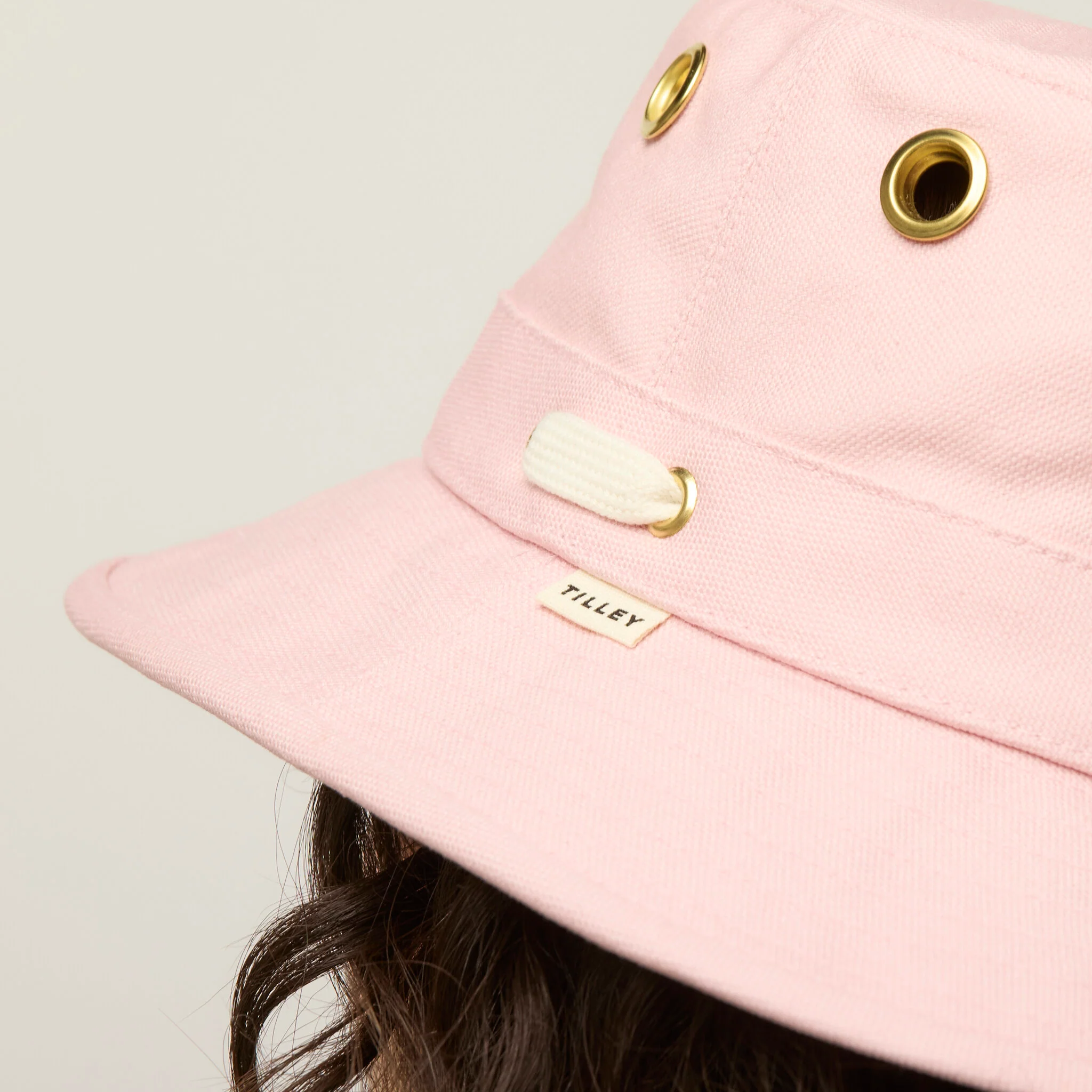 T1 Iconic Bucket Hat - Image 77