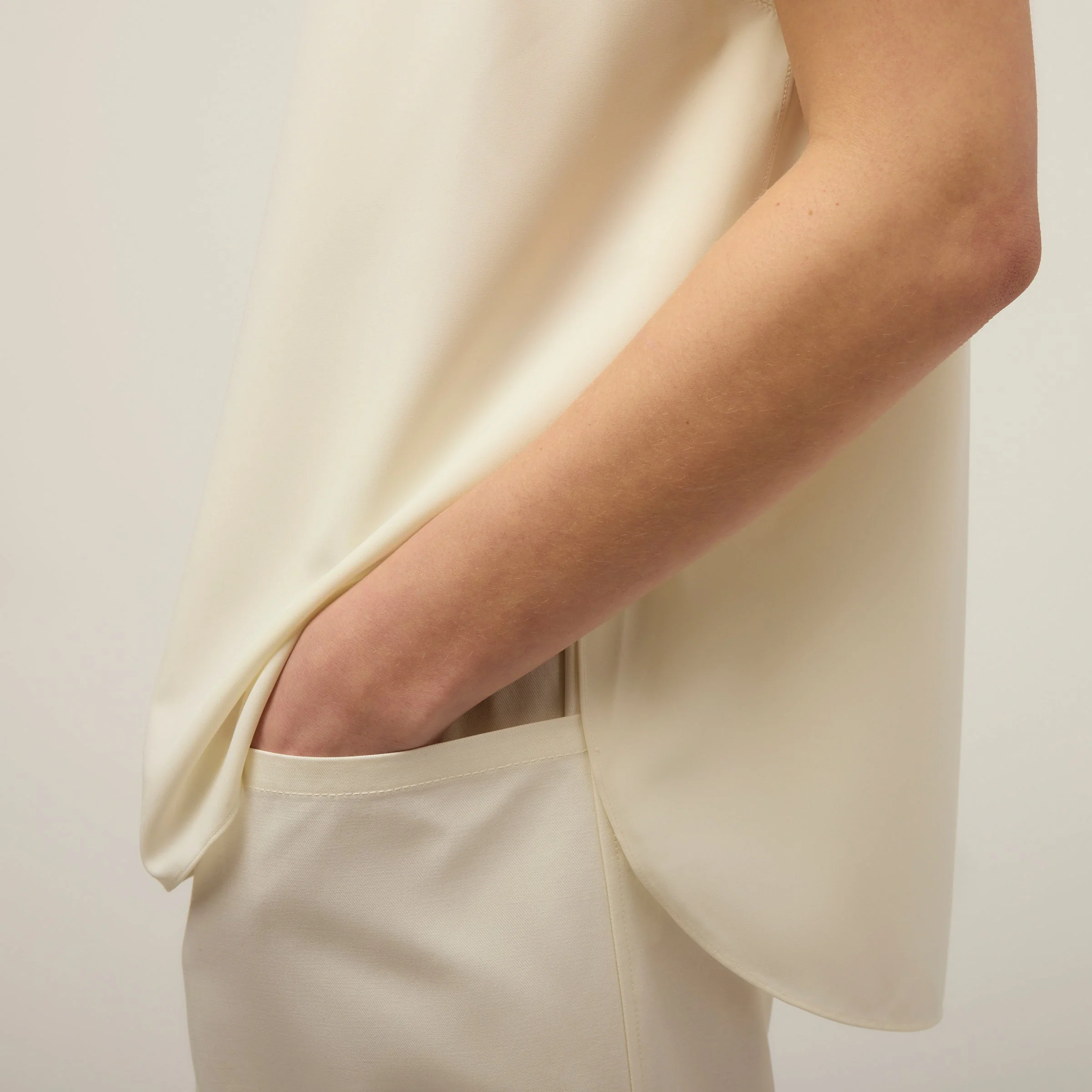 Tech Slk Tee - Image 13