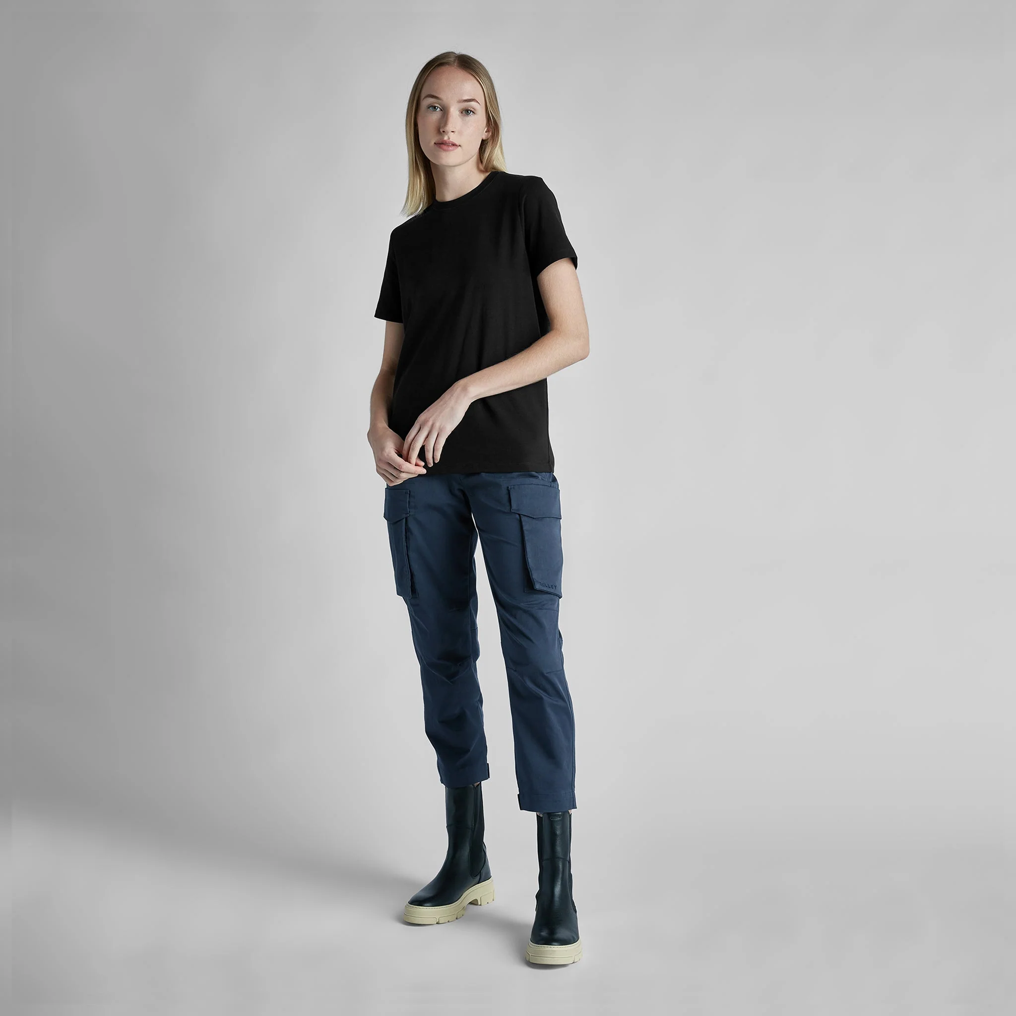 Organic Crew T-shirt - Image 20