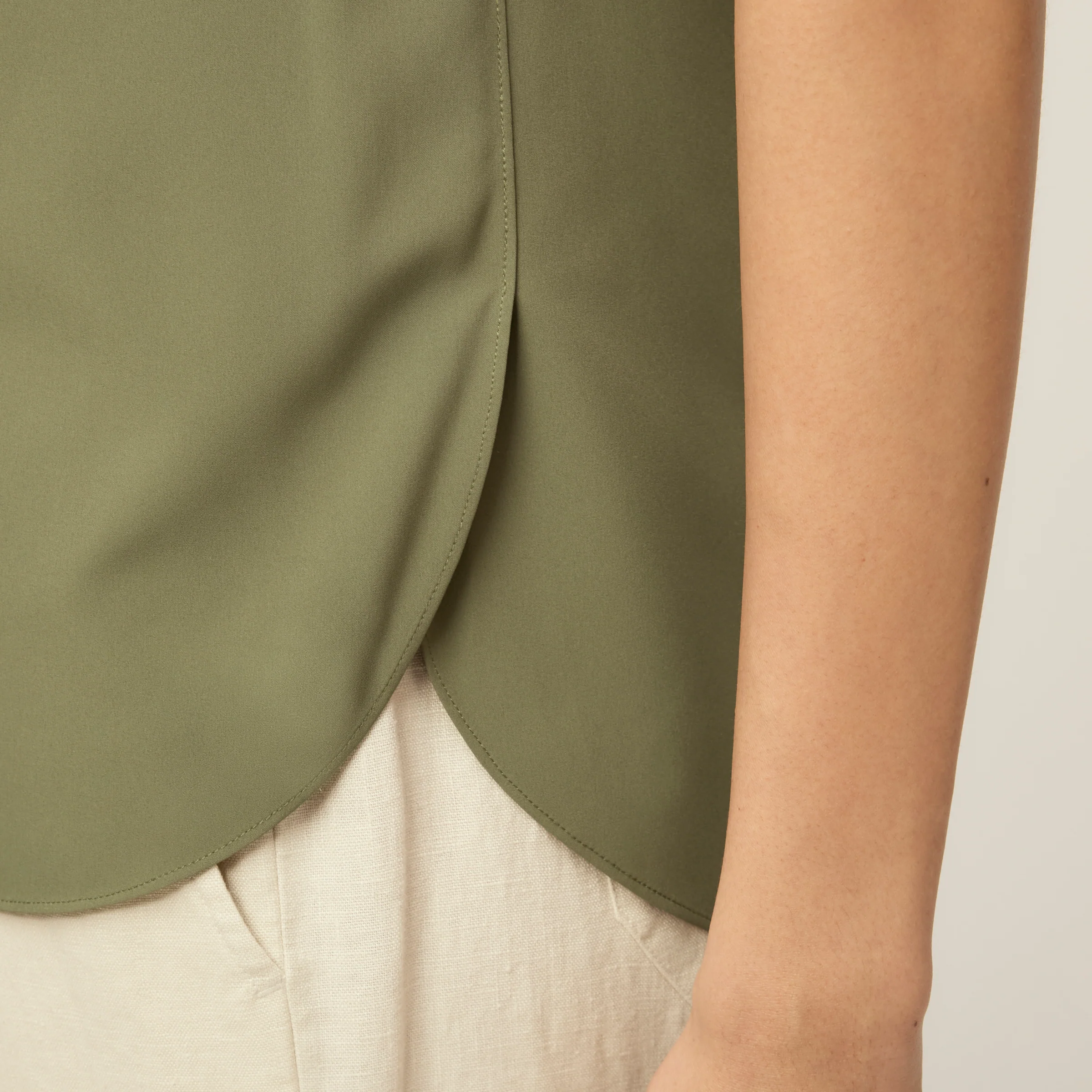 Tech Slk Tee - Image 62